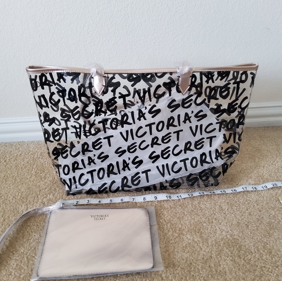 Victoria's Secret Bag - Picture 5 of 7